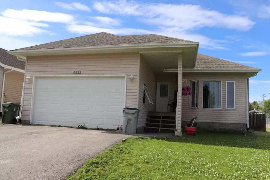6635 5A Avenue, Edson, AB T7E 1Z3