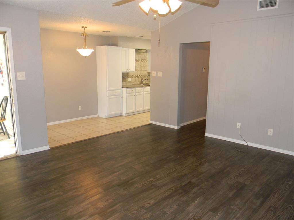 North Richland Hills, TX 76182,7024 Crosstimbers Lane