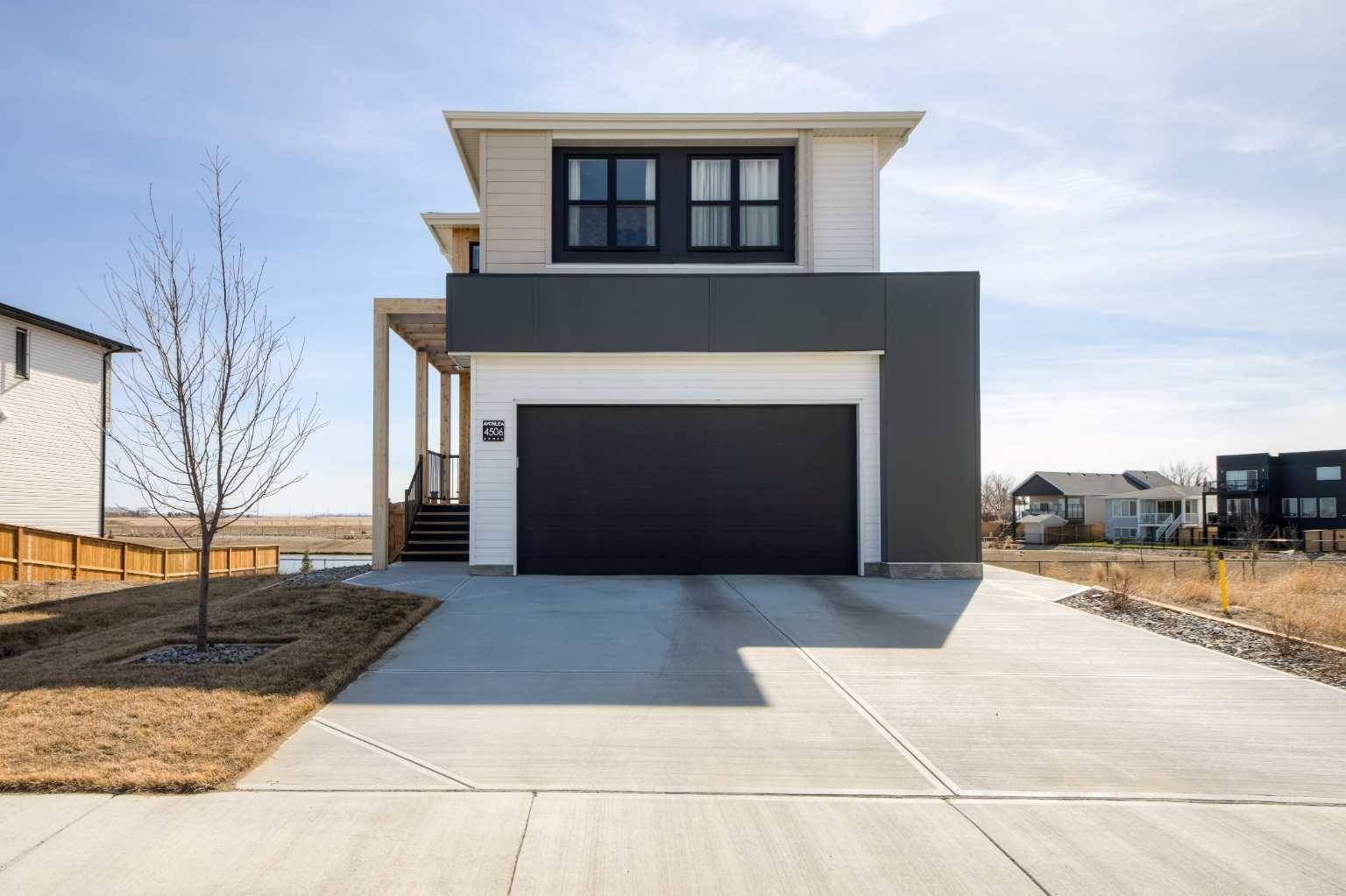 Lethbridge, AB T1K 8J8,4506 31 AVE S