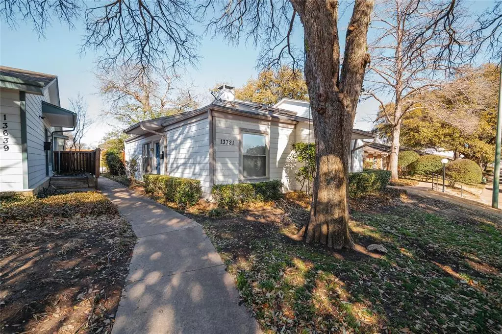 Dallas, TX 75240,13721 Brookgreen Circle