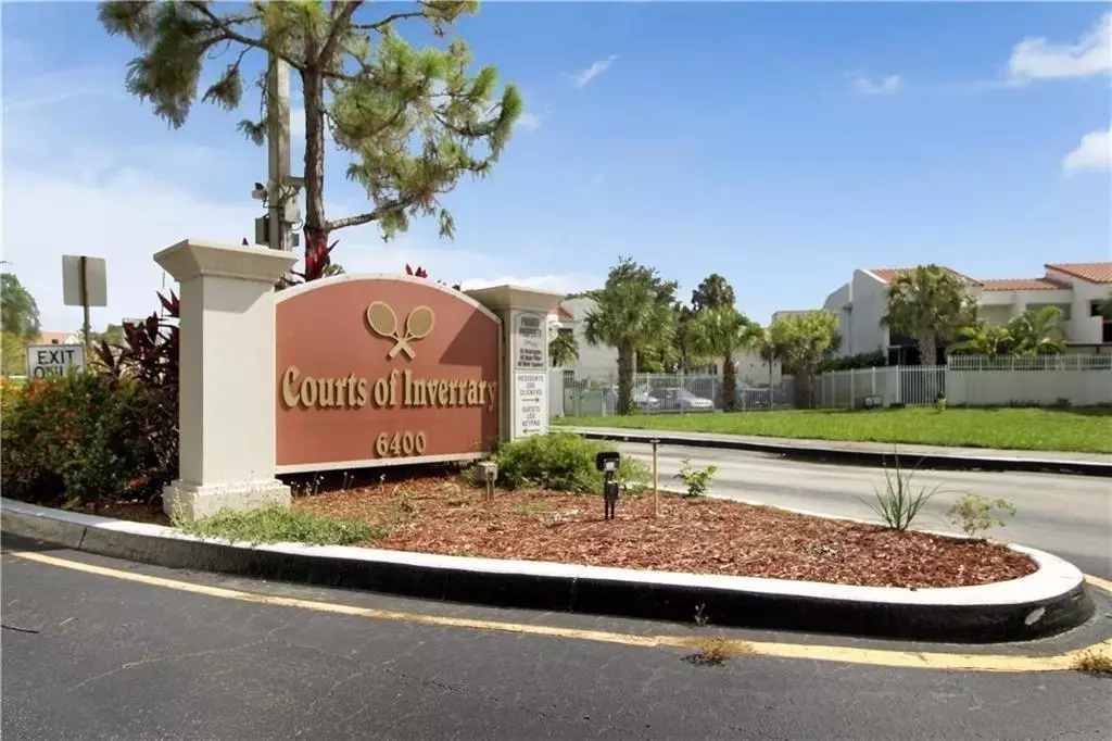 Lauderhill, FL 33319,6470 Racquet Club Dr #29