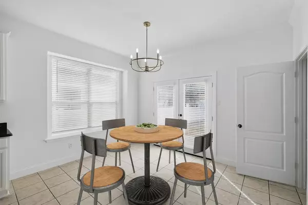Savannah, TX 76227,924 Charleston Lane