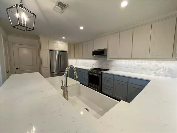 Garland, TX 75043,5226 Pensacola Drive