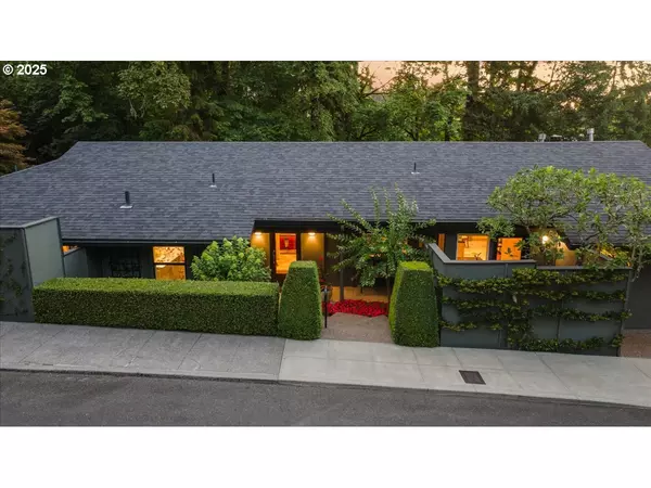 2417/2419 SW MONTGOMERY DR, Portland, OR 97201