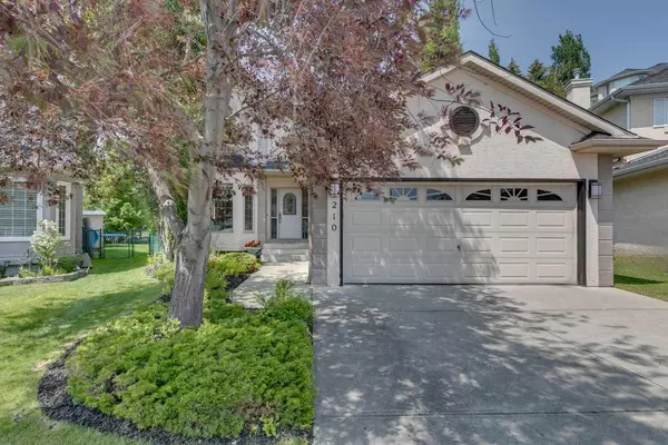 210 Sienna Park CT SW, Calgary, AB T3H 3L6