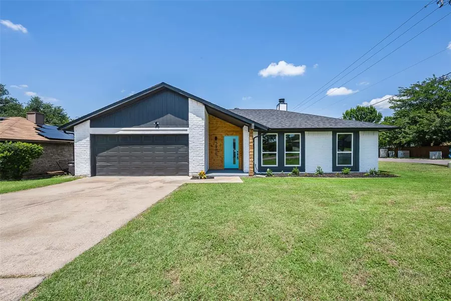 3900 Anewby Way, Fort Worth, TX 76133
