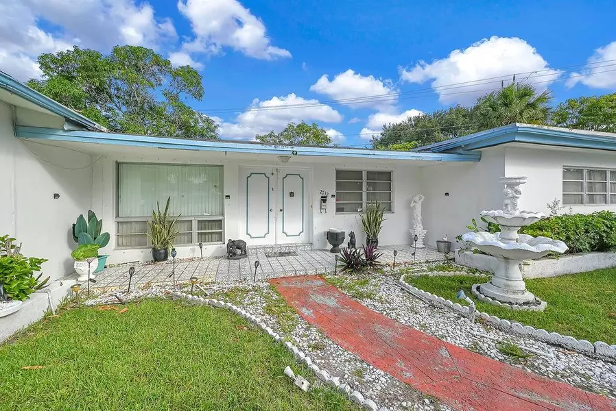 2732 NW 9th Ter, Wilton Manors, FL 33311