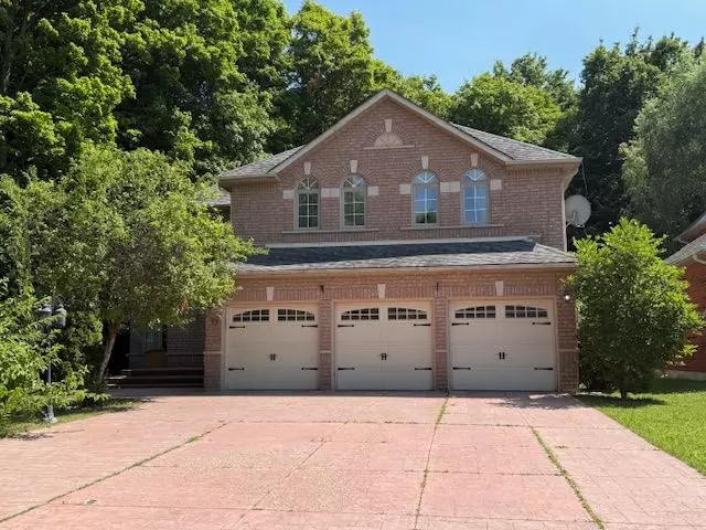 19 Fieldcrest CT, Vaughan, ON L4L 8Y2