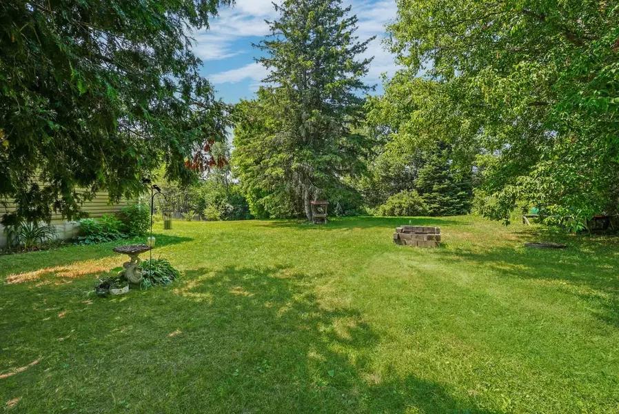 2279 Loop RD, Highlands East, ON K0L 3C0