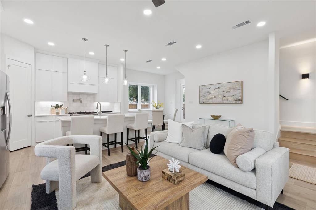 Dallas, TX 75208,1000 W 10th Street