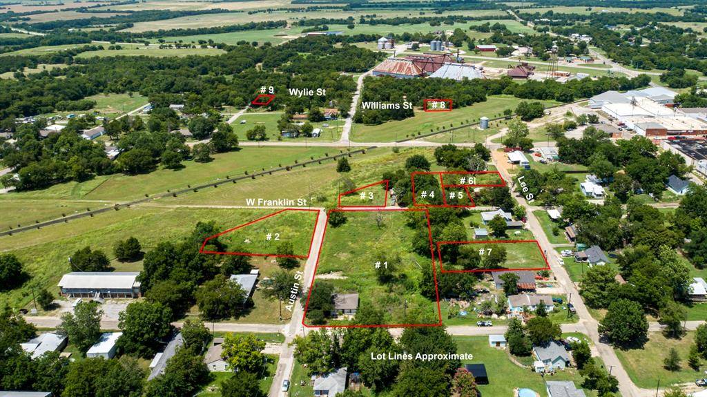 316 W Franklin Street, Wolfe City, TX 75496