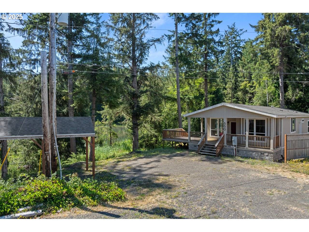 550 S 19TH ST, Reedsport, OR 97467