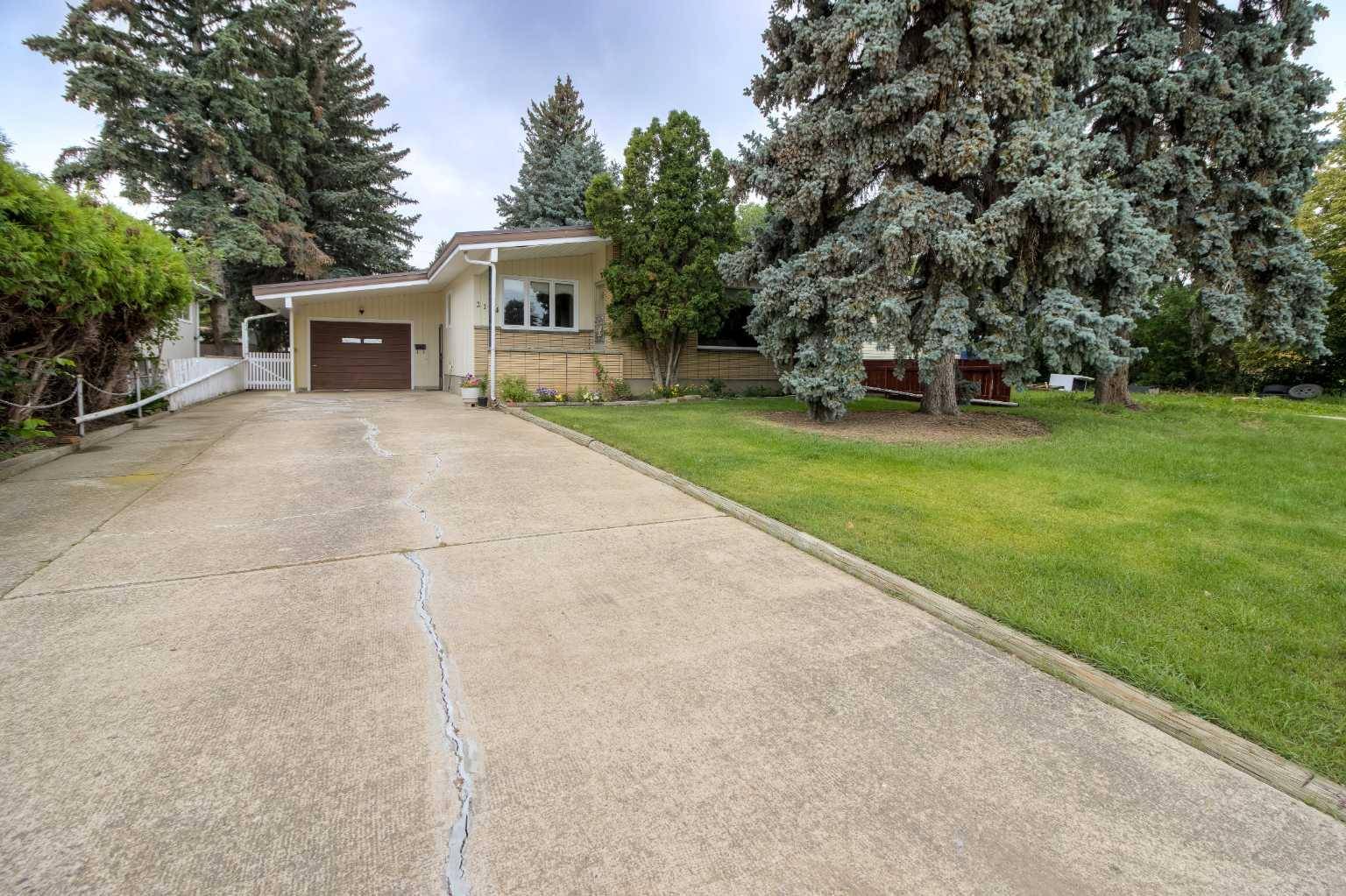 Coaldale, AB T1M1E8,2114 19 ST