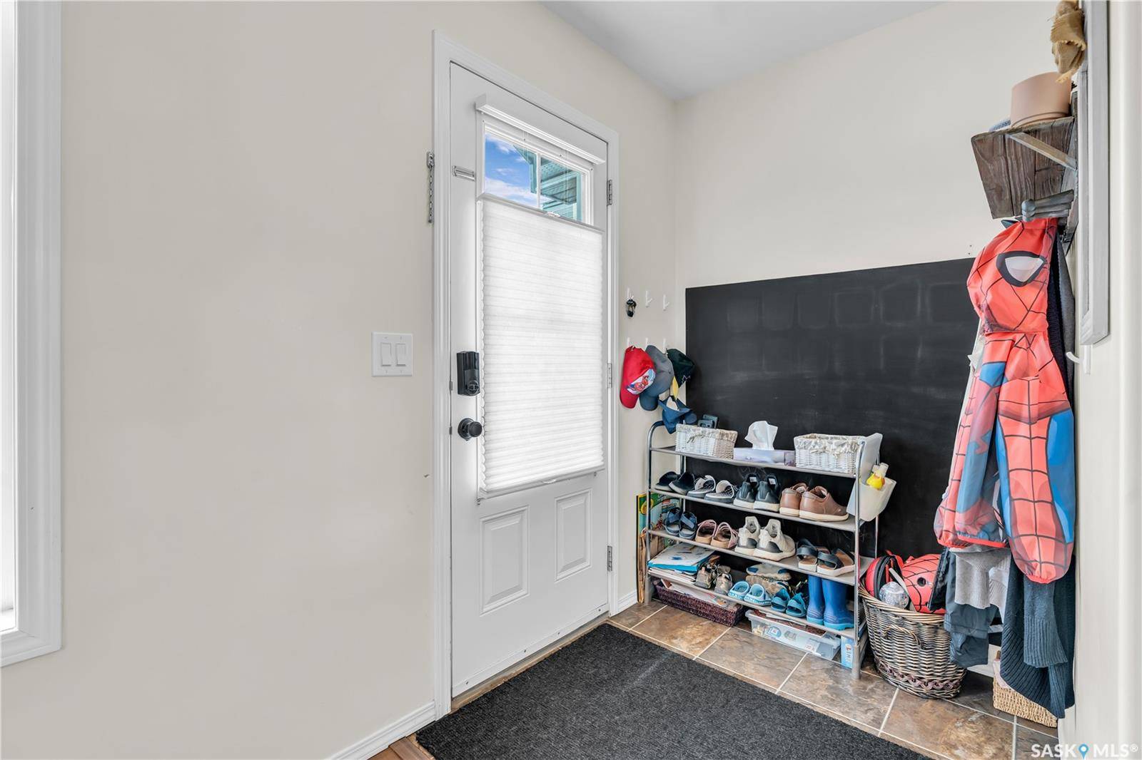 Saskatoon, SK S7T 0L2,226 Langlois WAY