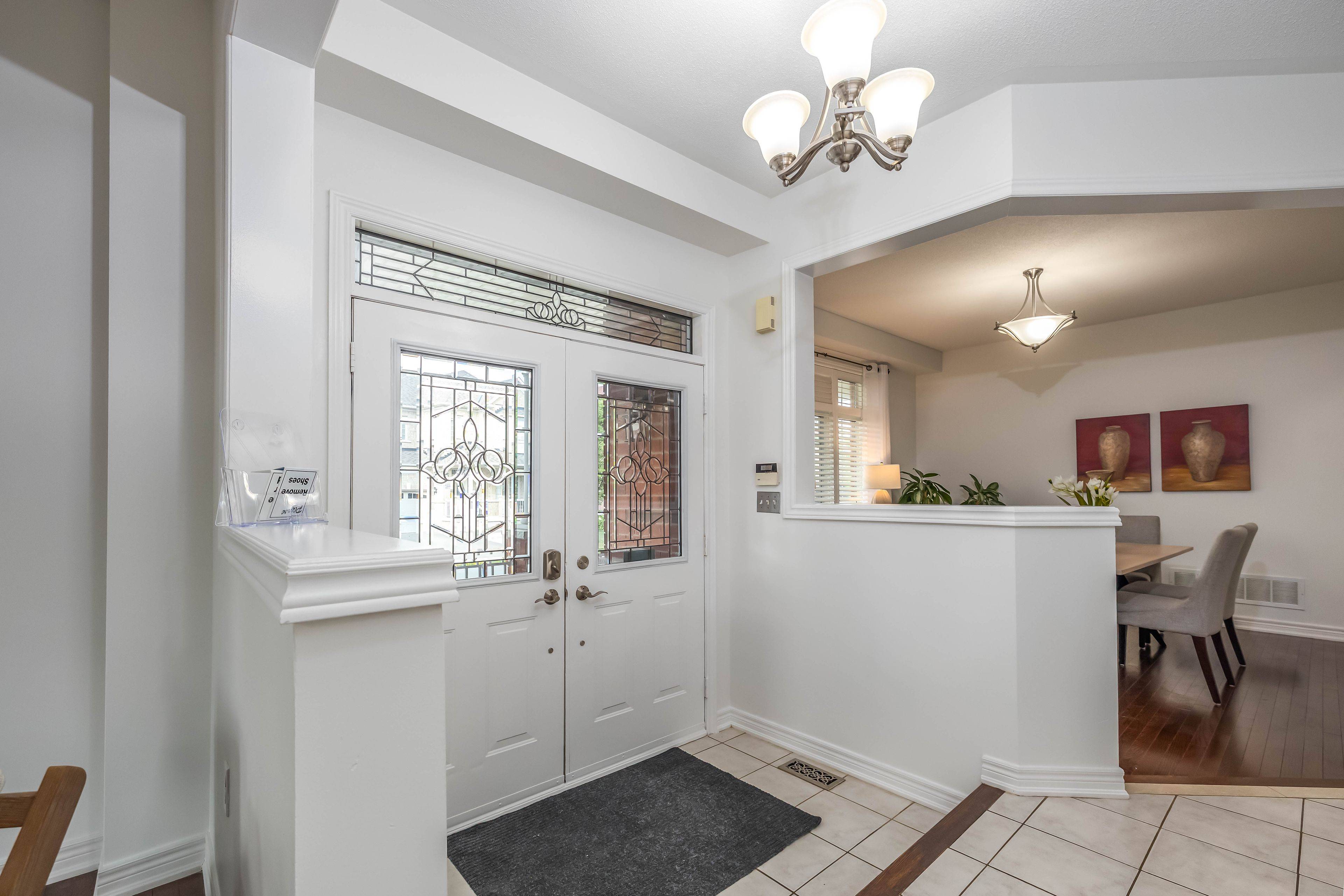 Brampton, ON L6P 0Z6,1 Skylar CIR