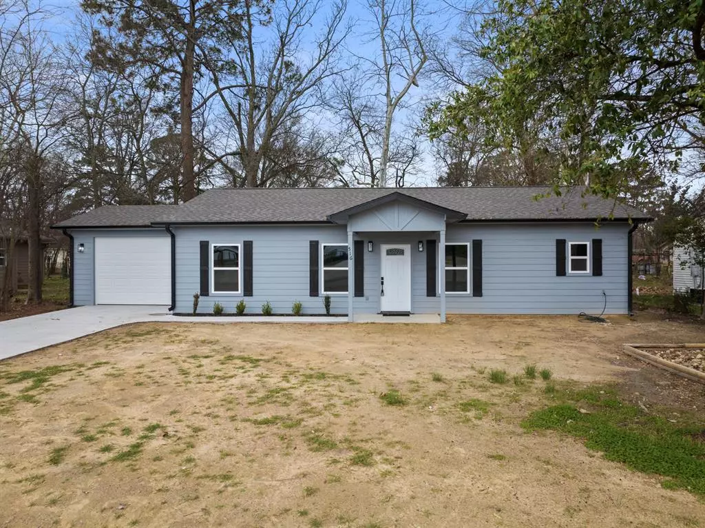Pittsburg, TX 75686,516 Elm Street