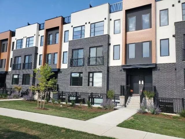 London South, ON N6P 0H9,3900 Savoy ST #115