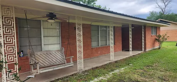 Mexia, TX 76667,817 Holly Lane
