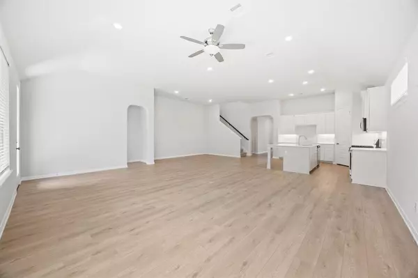 Van Alstyne, TX 75495,1437 Red Clover Avenue