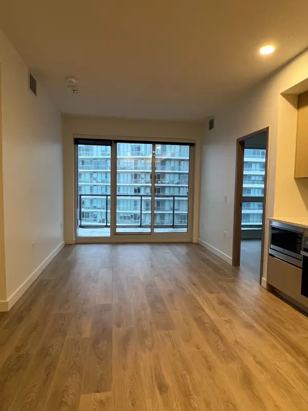 Toronto C15, ON M2K 0H2,95 Mcmahon DR #3809