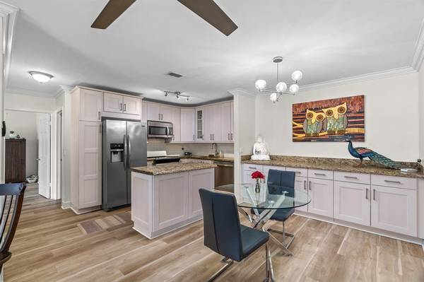 110 Cypress Club Dr #103, Pompano Beach, FL 33060