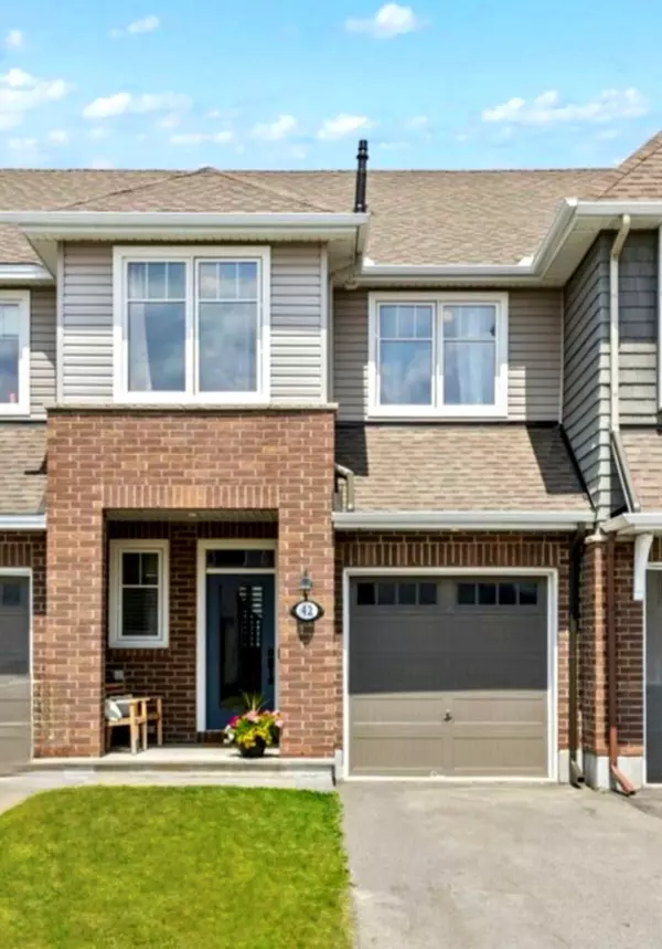 42 Jardiniere ST, Stittsville - Munster - Richmond, ON K2S 2K3