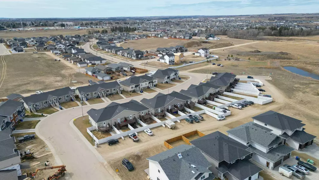 17-29 ATHENS RD, Blackfalds, AB T4M 0N4