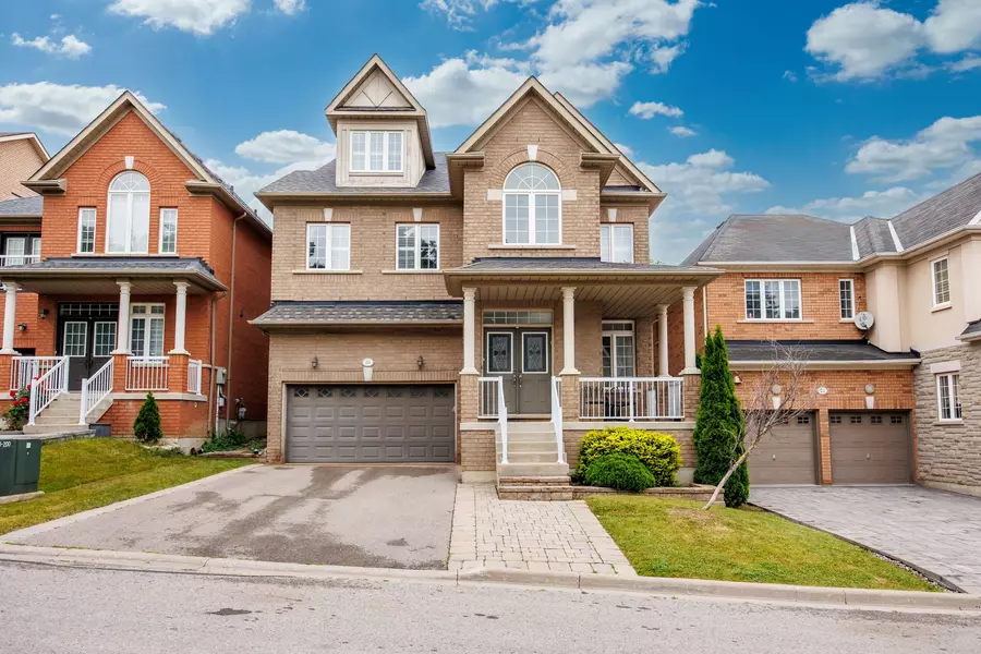 26 Chopin BLVD, Vaughan, ON L4J 8Y6