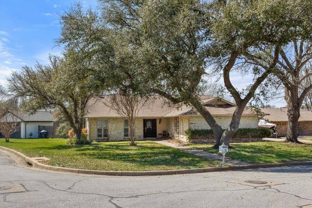 3100 Softwind Trail, Fort Worth, TX 76116
