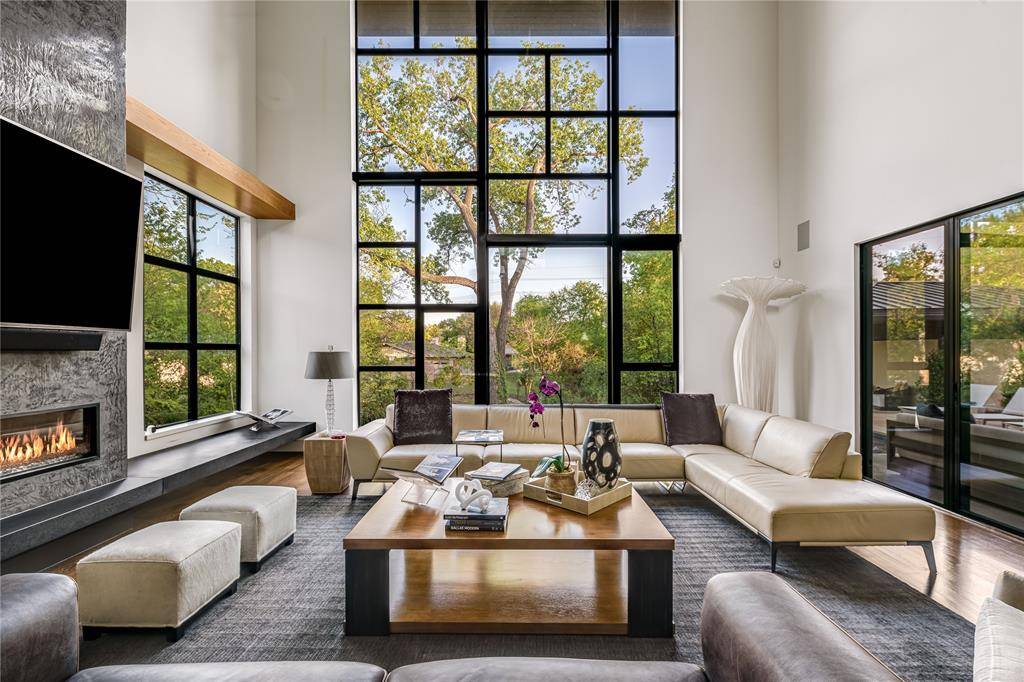 11460 Strait Lane, Dallas, TX 75229
