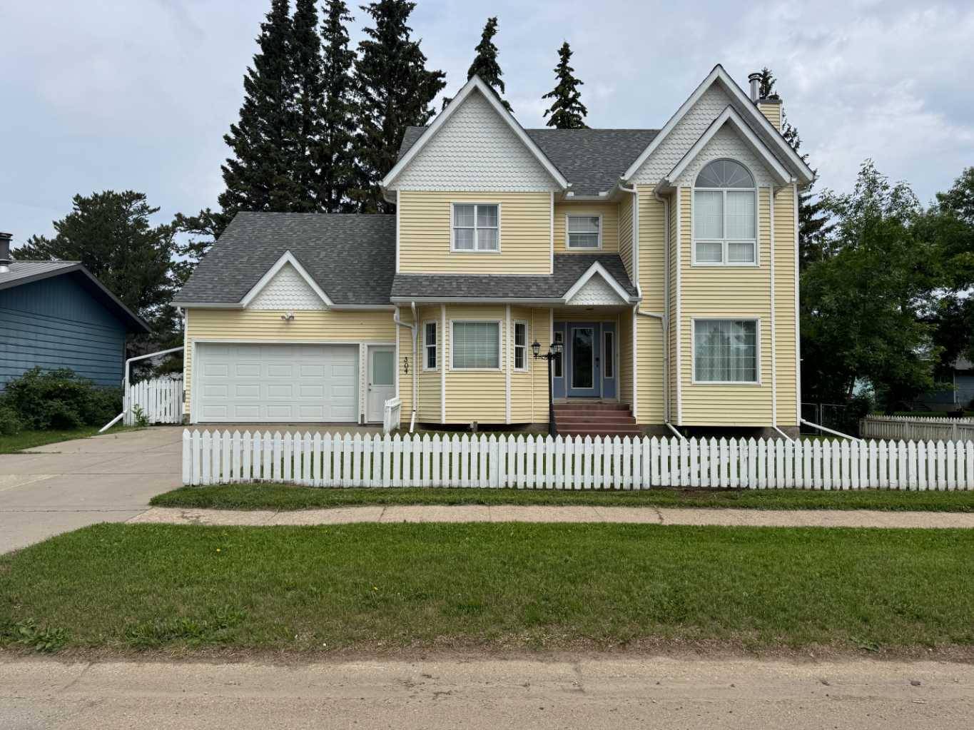 304 3 ST Northeast, Slave Lake, AB T0G 2A2