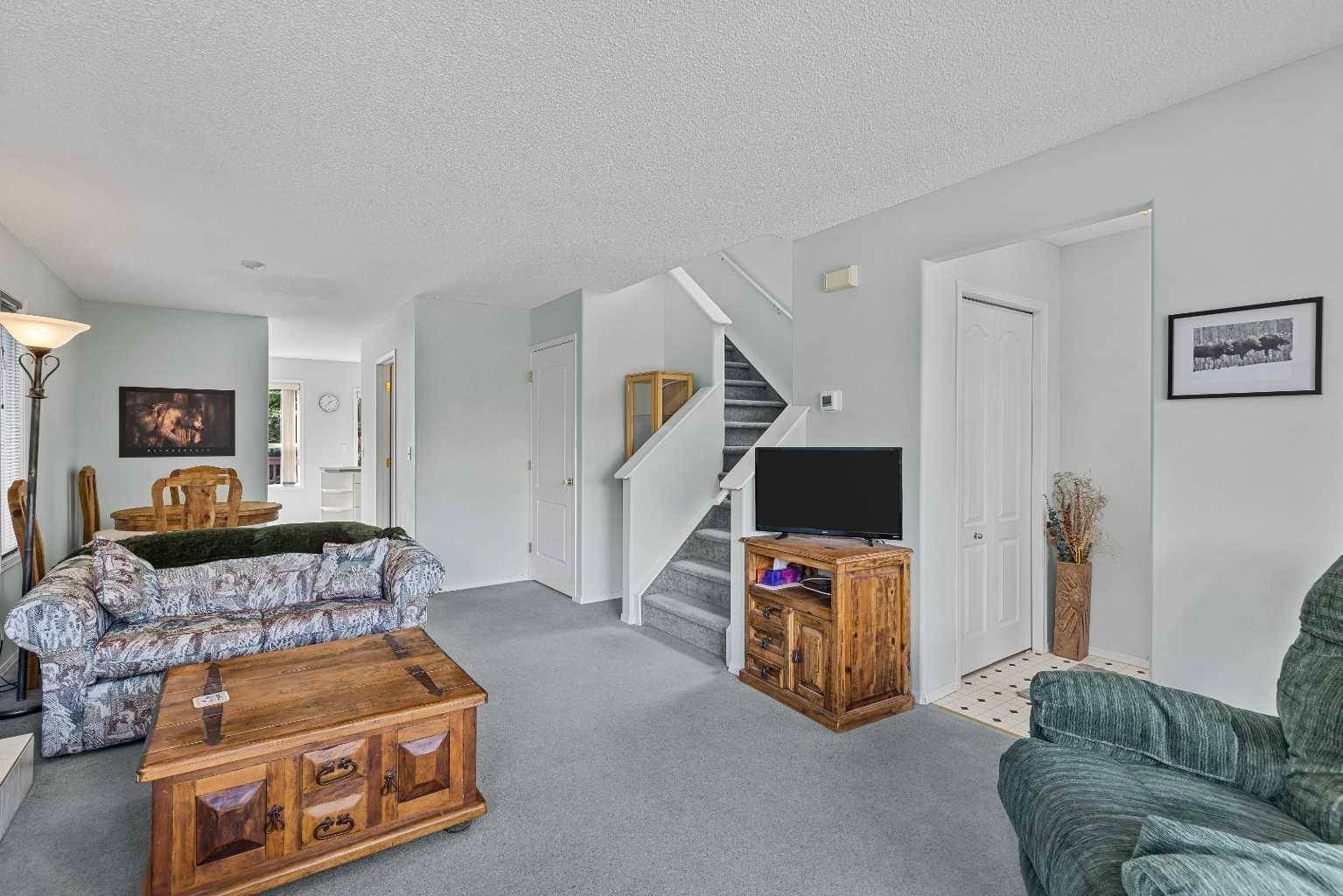 Canmore, AB T1W2Y7,833 Lawrence Grassi RDG
