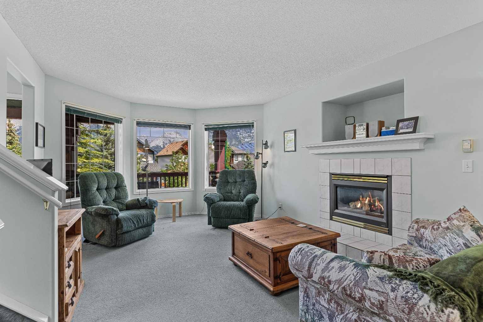 Canmore, AB T1W2Y7,833 Lawrence Grassi RDG
