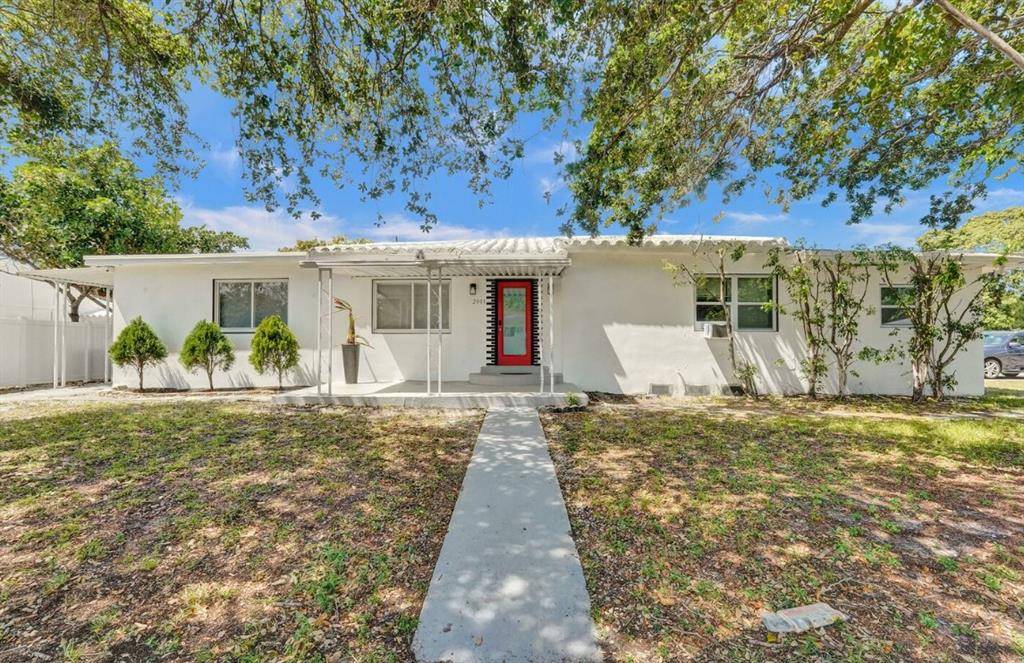 2001 Washington St, Hollywood, FL 33020
