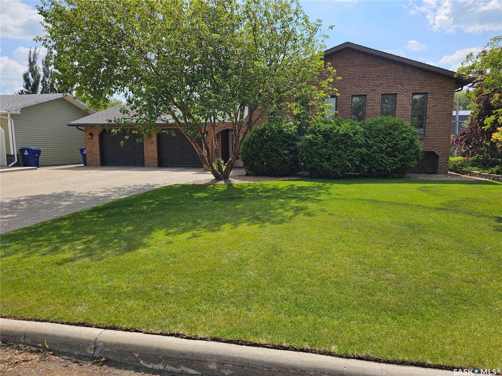 124 8th AVENUE W, Unity, SK S0K 4L0