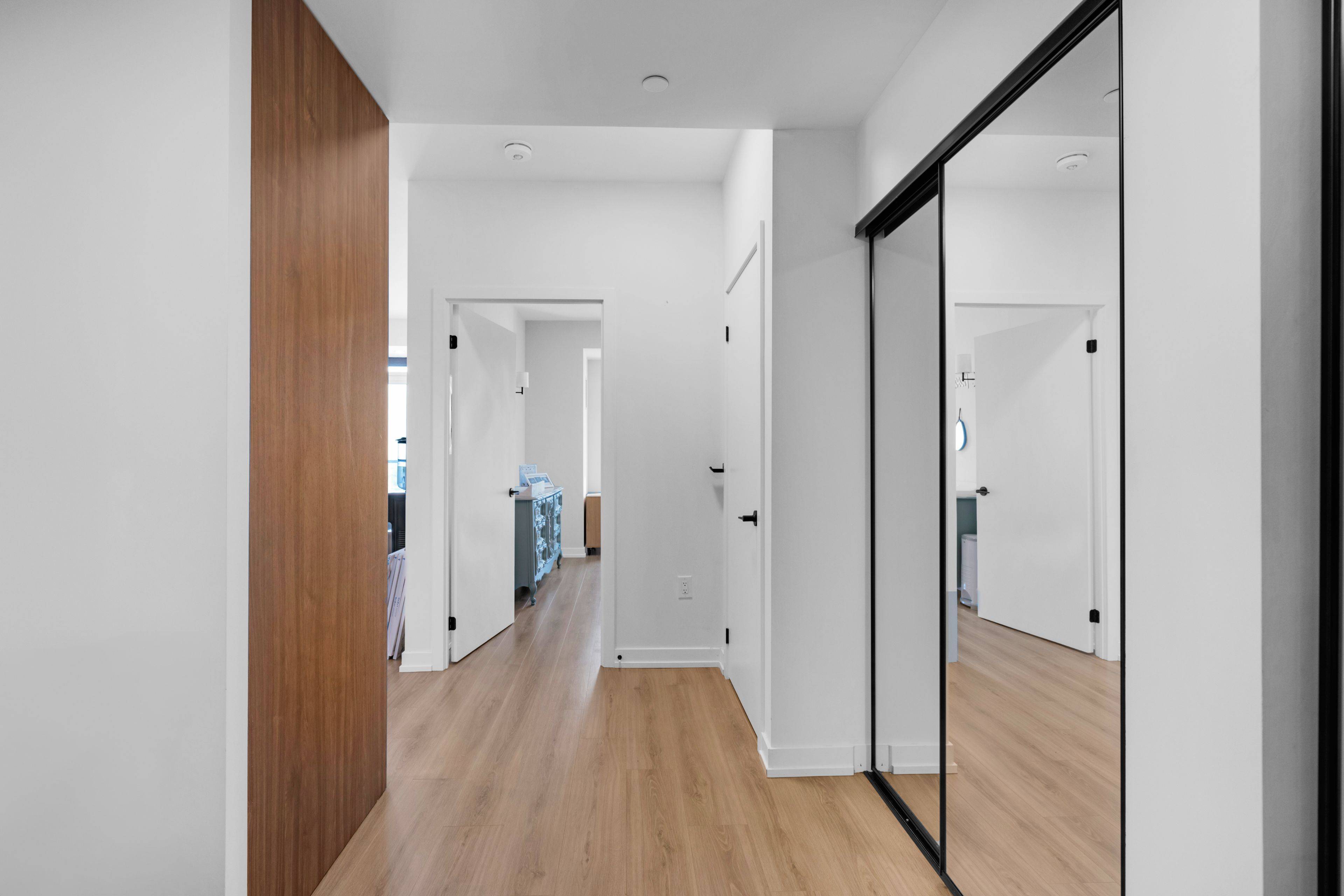 10 lagerfeld DR #506 A, Brampton, ON L7A 5L3