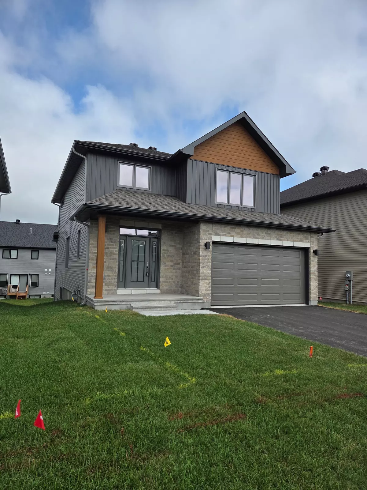 Carleton Place, ON K7C 0X5,237 O'donovan DR