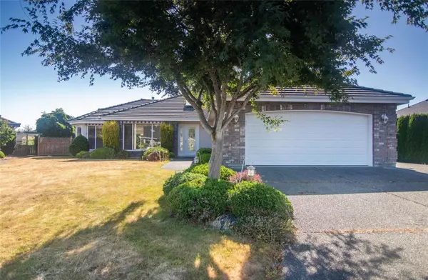 785 Tribune Pl, Qualicum Beach, BC V9K 2P1