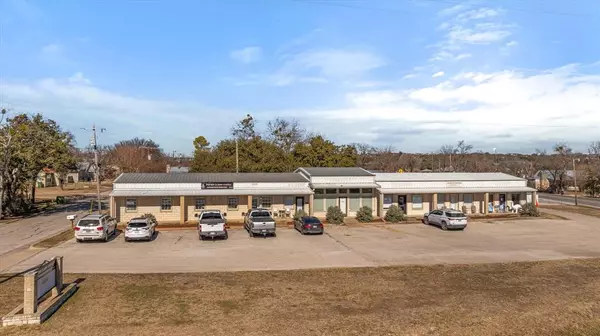 Glen Rose, TX 76043,1201 NE Barnard Street