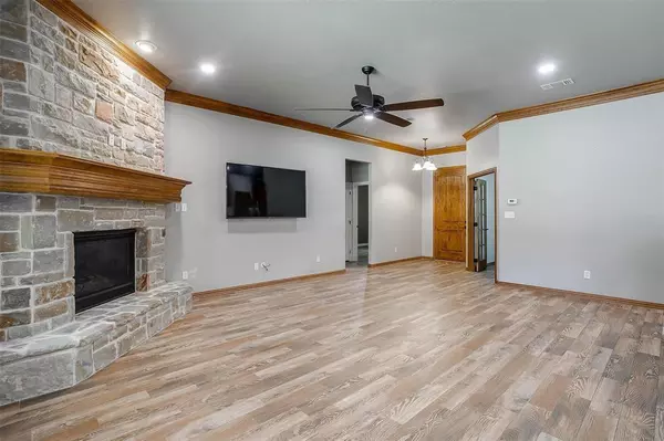 Granbury, TX 76049,2811 Willow Ridge Circle