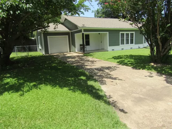 Mabank, TX 75147,105 N 4th