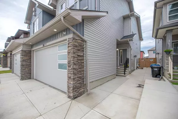 Calgary, AB T3J 0X4,343 Savanna AVE Northeast