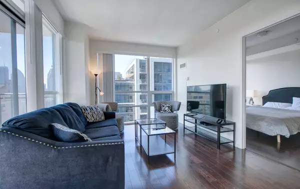 Toronto C08, ON M5A 0E7,460 Adelaide ST E #2015