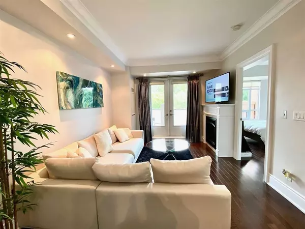 Toronto C04, ON M5M 0A2,1717 Avenue RD #322