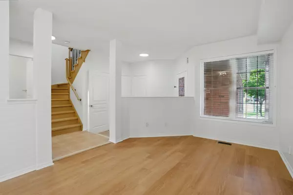 Whitby, ON L1P 0A1,23 Kressman CT N