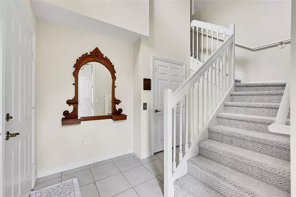 Tamarac, FL 33321,7921 Exeter Blvd #202