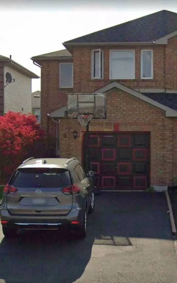 9 Brower CT, Brampton, ON L6Z 4S4