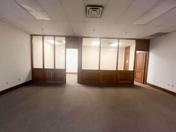 London South, ON N6N 1C7,1040 Wilton Grove RD #103