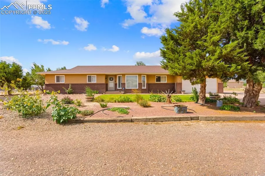 1003 W Camino Al Cielo DR, Pueblo West, CO 81007