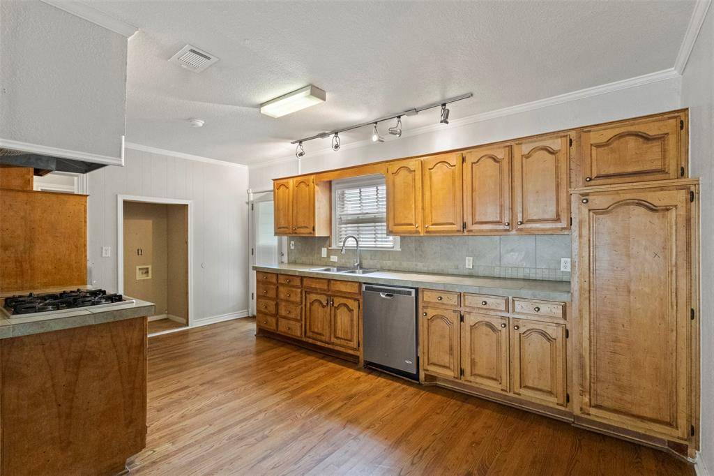 Mckinney, TX 75069,302 S Bradley Street